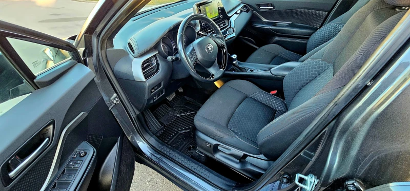 Toyota C-HR 1.8   ХИБРИД, снимка 9 - Автомобили и джипове - 52799753