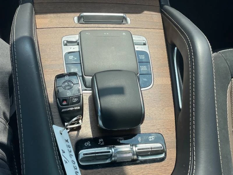 Mercedes-Benz GLE 53 4MATIC * ДЖАНТИ С ГУМИ * ДИСТРОНИК * ОБДУХВАНЕ * 360, снимка 13 - Автомобили и джипове - 55920133