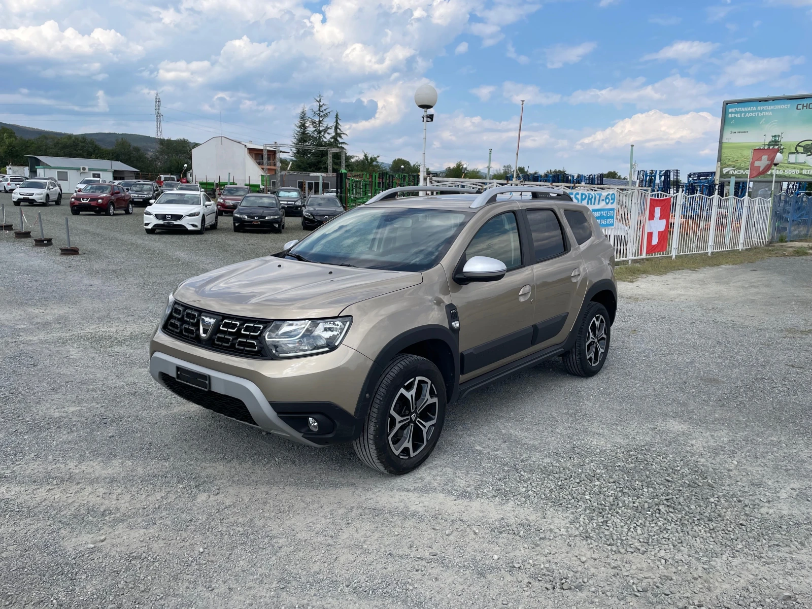 Dacia Duster 1.6 4х4 NAVI ШВЕЙЦАРИЯ - [1] 