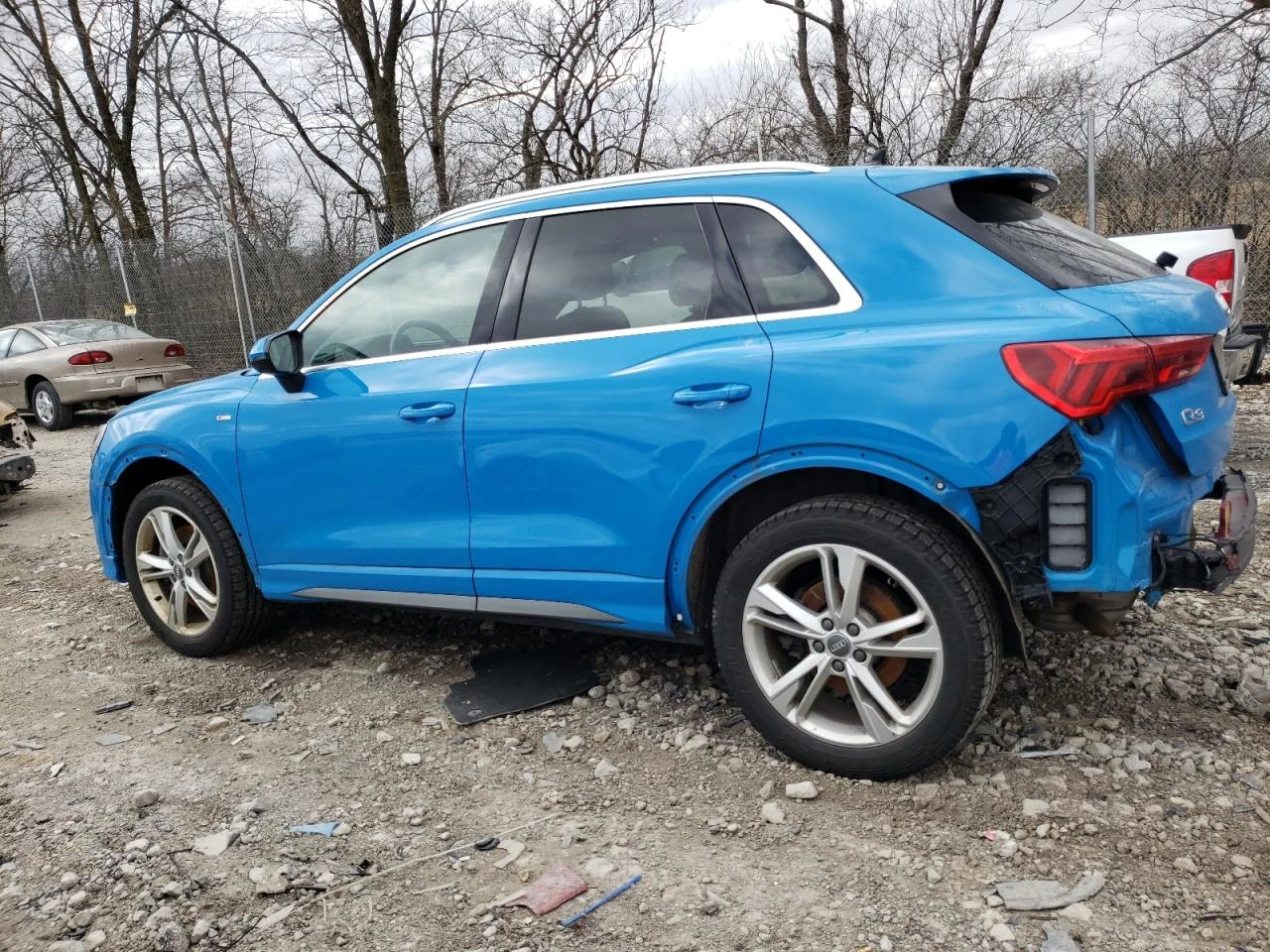 Audi Q3 PREMIUM PLUS S-LINE* Matrix* Диг.табло* Пано*  - изображение 3