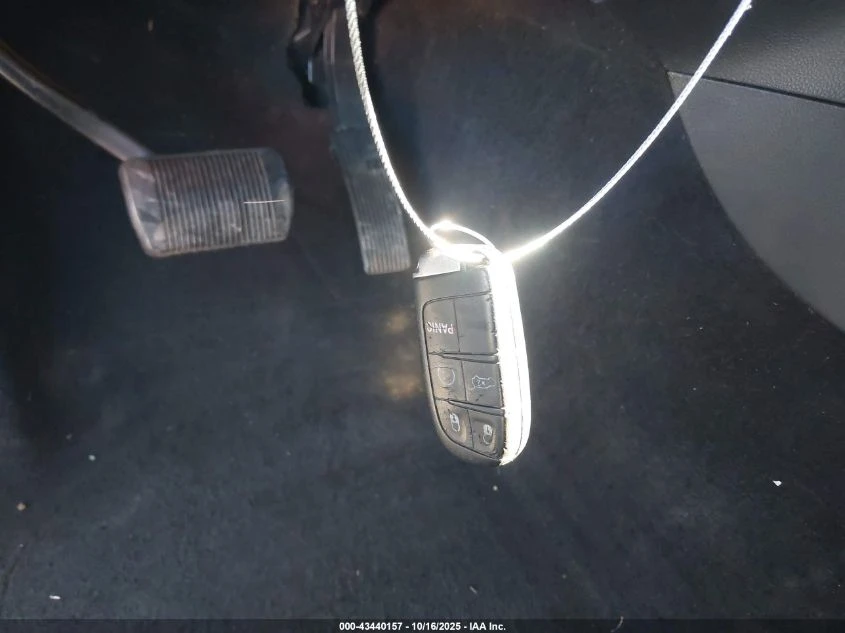 Jeep Grand cherokee 3.6L V-6 DOHC, VVT, 290HP 4X2 Drive - изображение 3