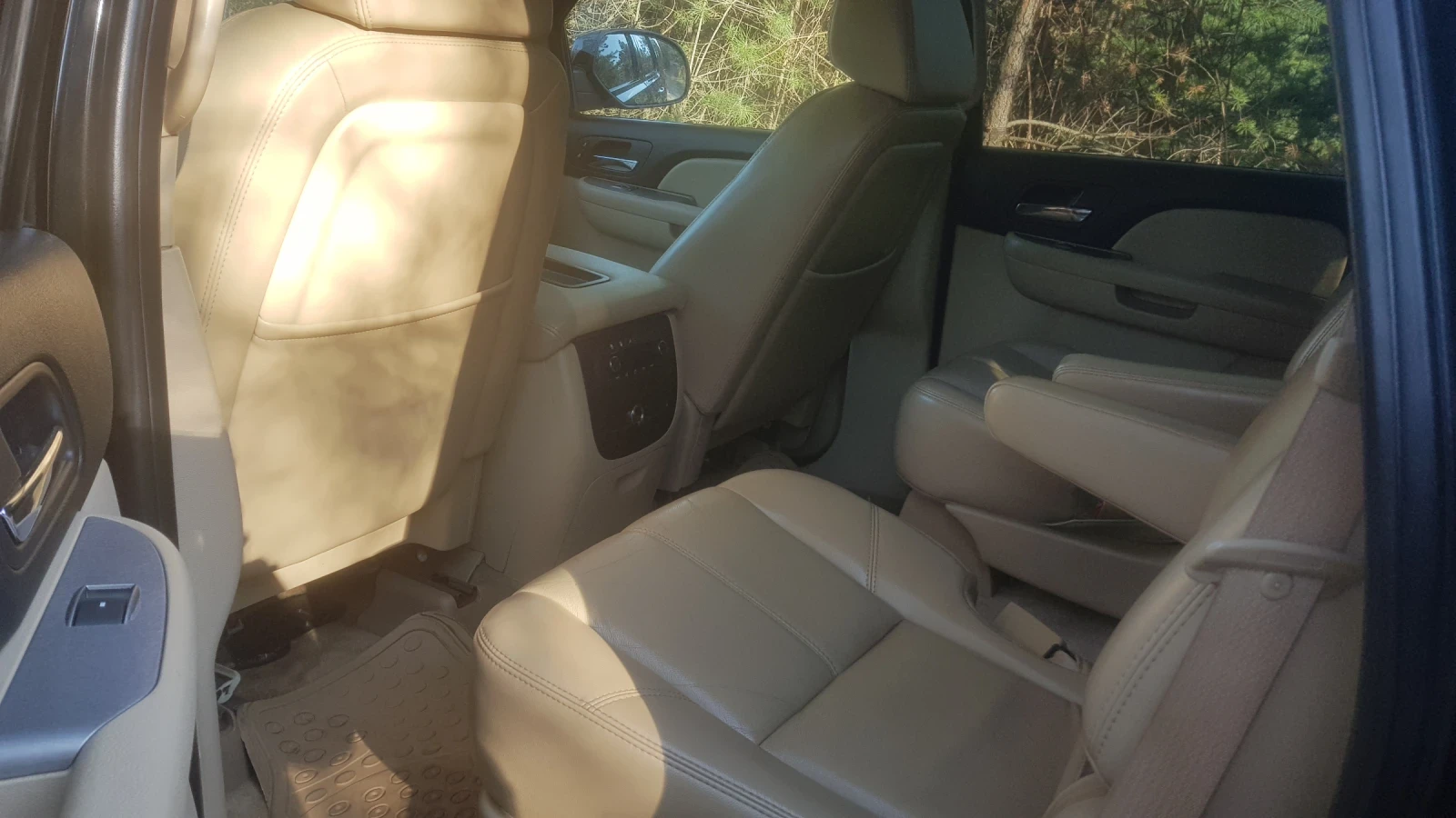 Chevrolet Tahoe 5.3 V8, снимка 8 - Автомобили и джипове - 53950672