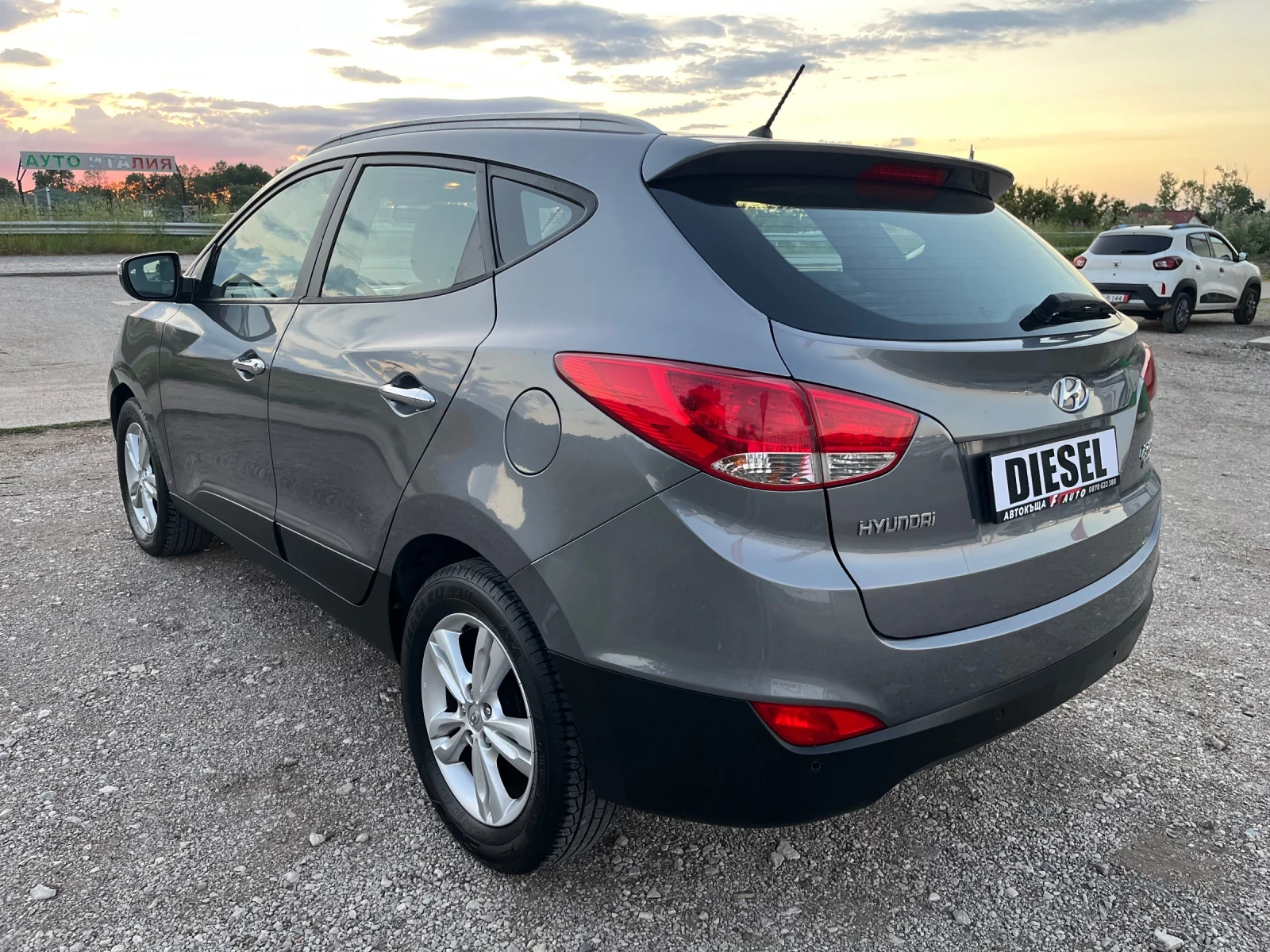 Hyundai IX35 1.7GRDI-115-ITALIA, снимка 11 - Автомобили и джипове - 54695070
