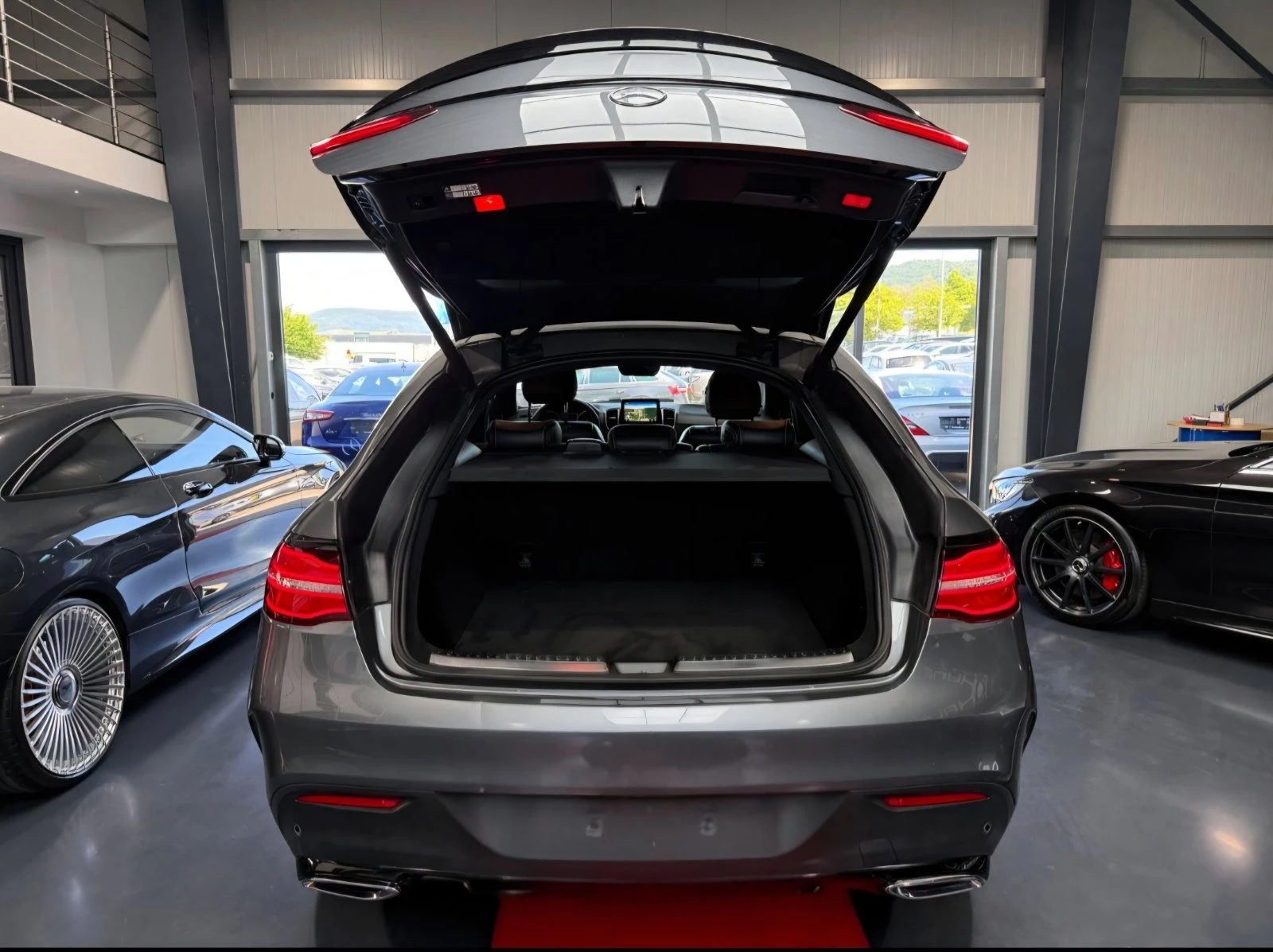 Mercedes-Benz GLE 350 АМГ Пакет/Сервизна История Германия/360 Камера/   , снимка 8 - Автомобили и джипове - 54777049