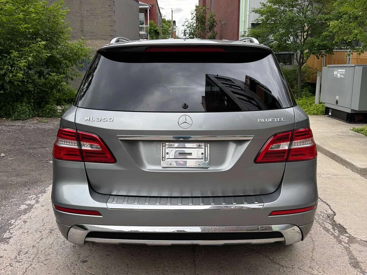 Mercedes-Benz ML 350 4MATIC * ПОДГРЕВИ* ПАНОРАМА* КАМЕРА* , снимка 5 - Автомобили и джипове - 54878392