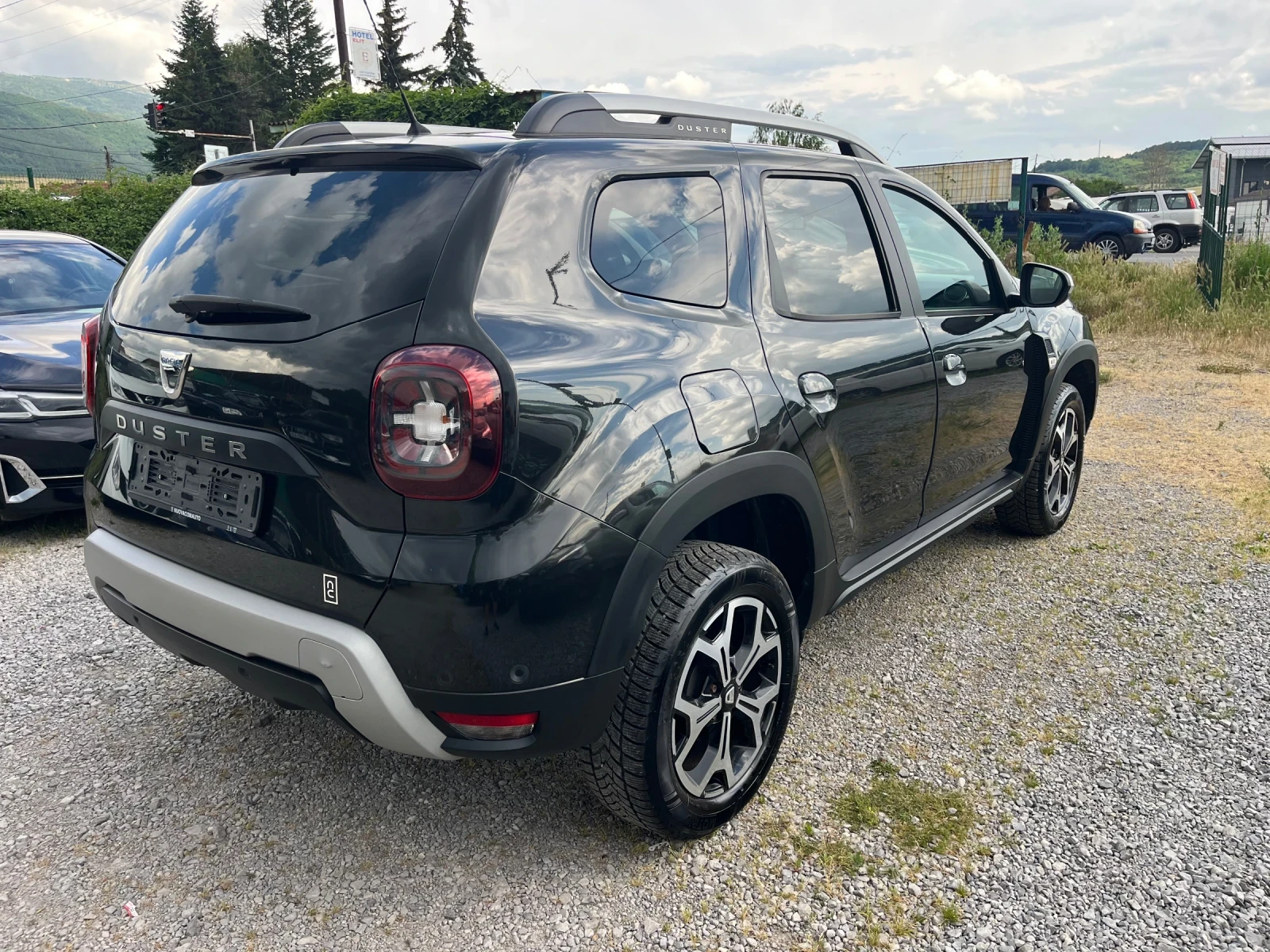 Dacia Duster 1.6i bi-fuel BRC, снимка 6 - Автомобили и джипове - 55125402