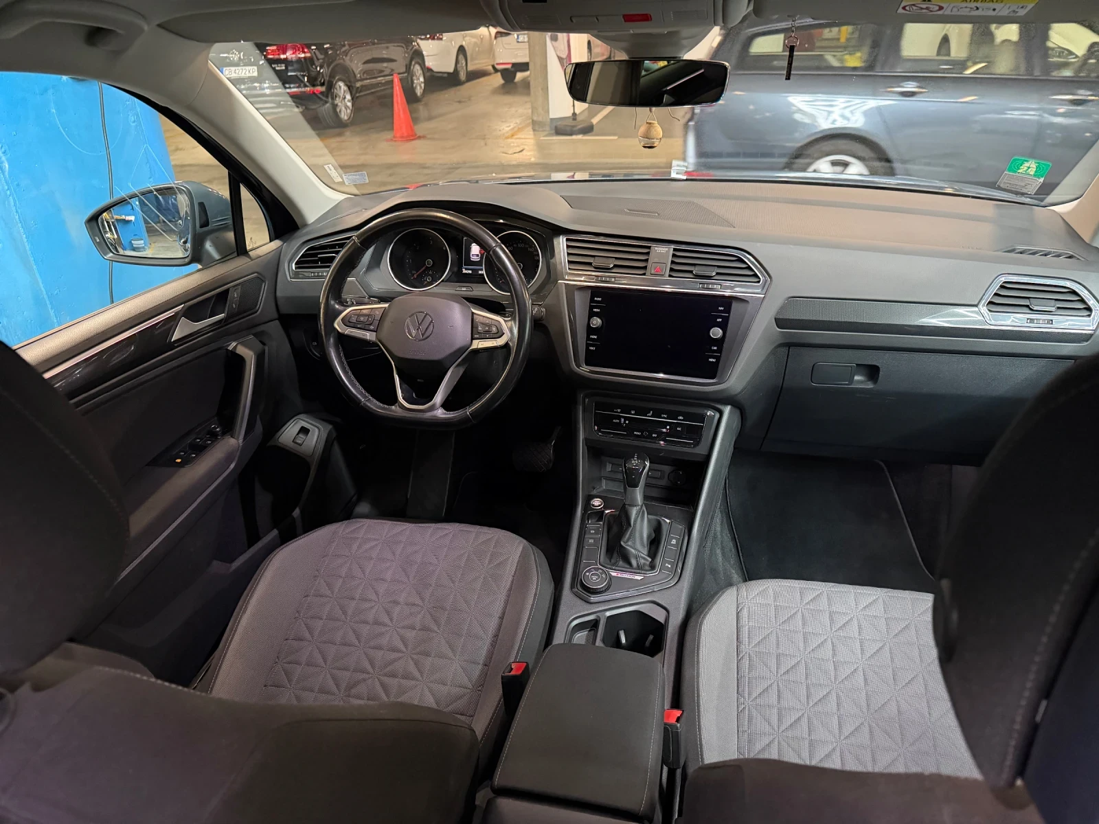 VW Tiguan, снимка 5 - Автомобили и джипове - 55586547