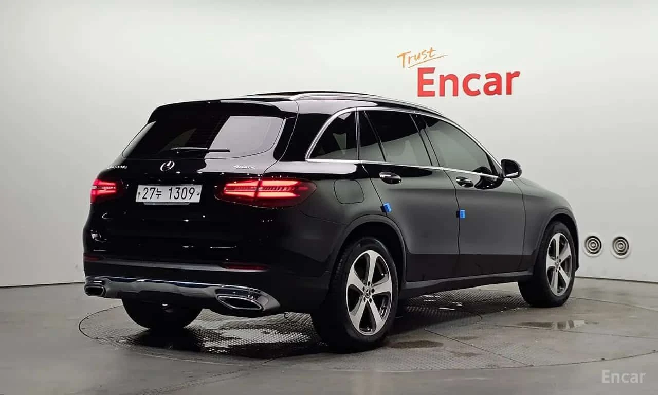 Mercedes-Benz GLC 220 4MATIC Premium | АВТОФИНАНСИРАНЕ, снимка 2 - Автомобили и джипове - 55694732
