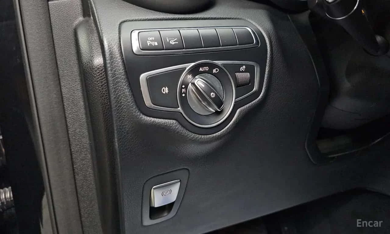 Mercedes-Benz GLC 220 4MATIC Premium | АВТОФИНАНСИРАНЕ, снимка 13 - Автомобили и джипове - 55694732