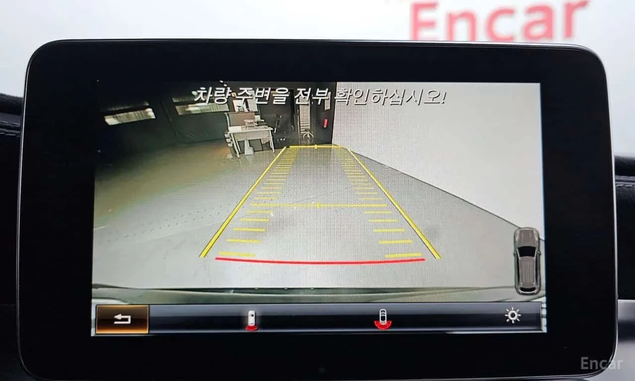 Mercedes-Benz GLC 220 4MATIC Premium | АВТОФИНАНСИРАНЕ, снимка 17 - Автомобили и джипове - 55694732