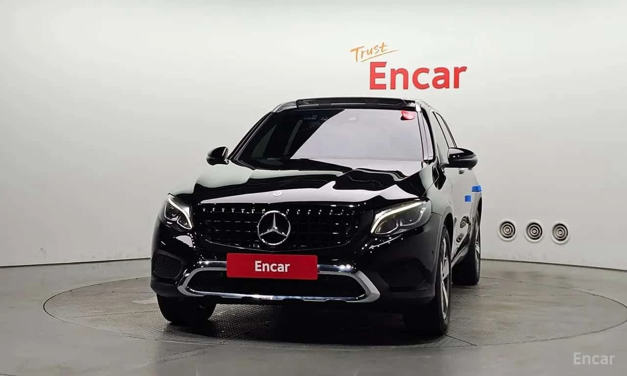 Mercedes-Benz GLC 220 4MATIC Premium | АВТОФИНАНСИРАНЕ, снимка 3 - Автомобили и джипове - 55694732