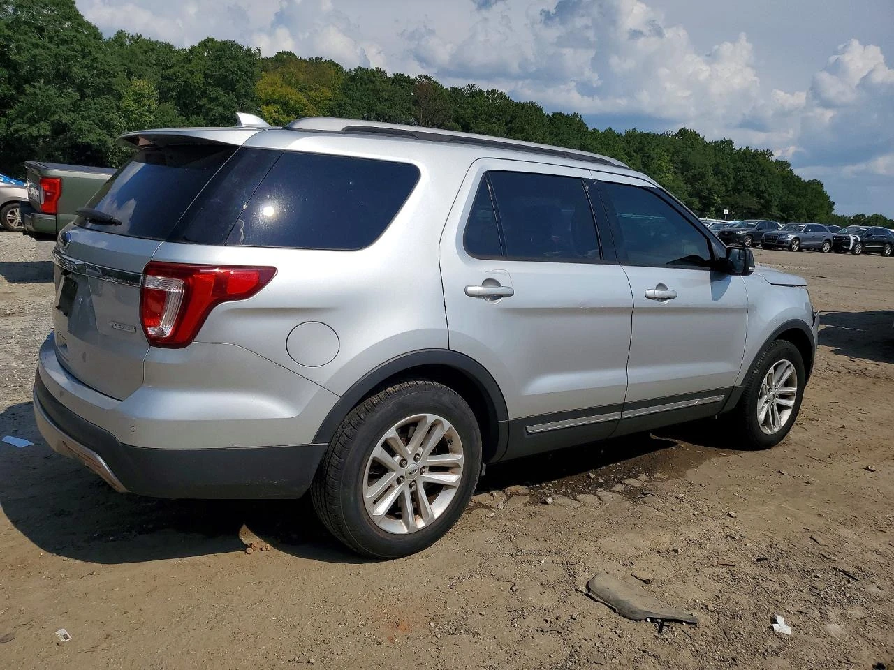 Ford Explorer 2.3l Xlt, снимка 3 - Автомобили и джипове - 56072781