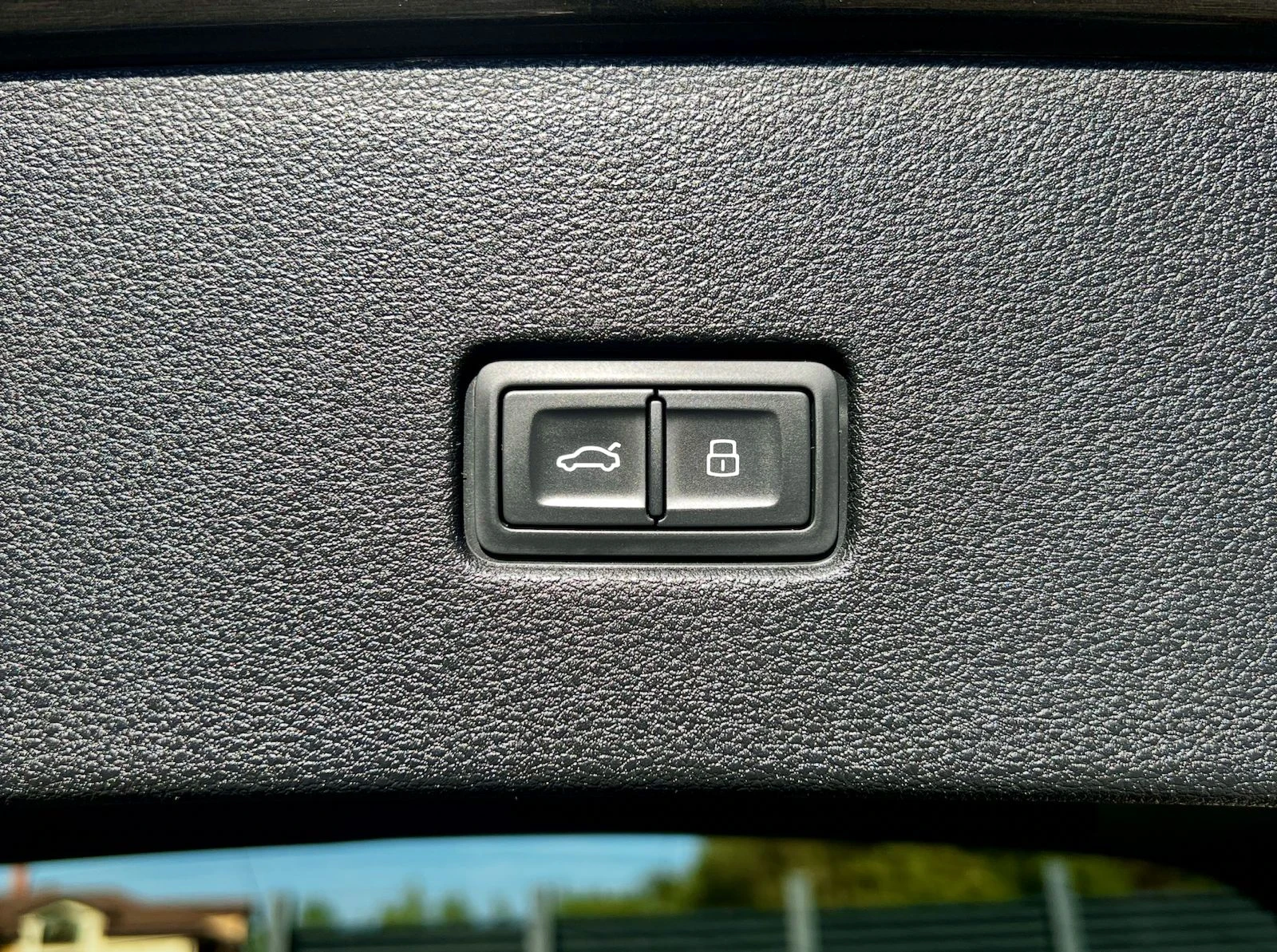 Audi Q8 50 TDI V6 Quattro 3X S-Line, снимка 14 - Автомобили и джипове - 56098615