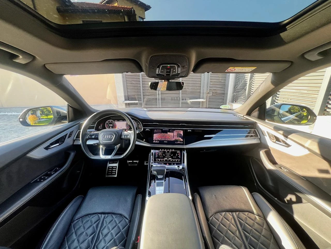Audi Q8 50 TDI V6 Quattro 3X S-Line, снимка 4 - Автомобили и джипове - 56098615