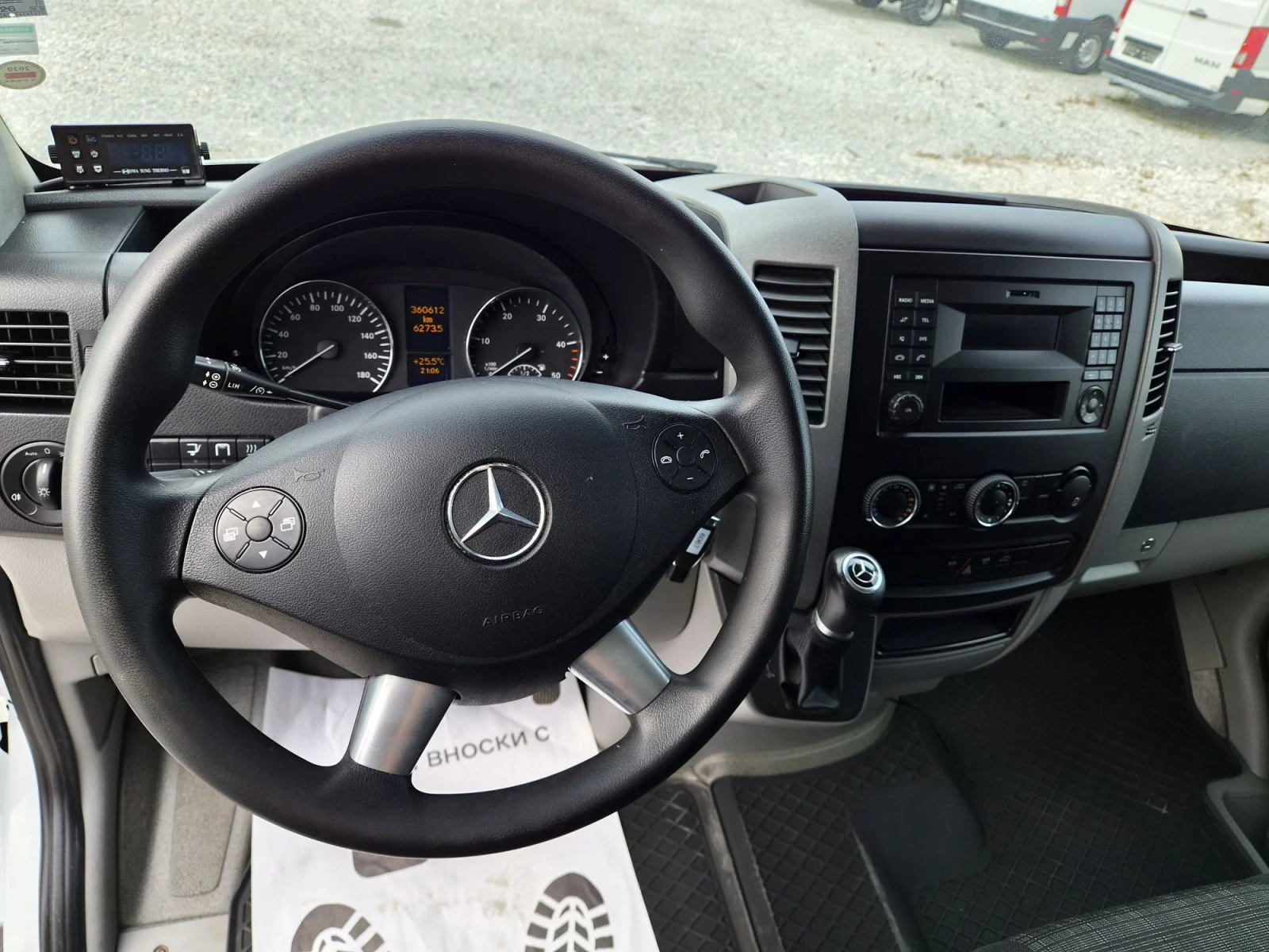 Mercedes-Benz Sprinter 319 CDI * Хладилен * Падащ борд * Автомат * Климатик, снимка 10 - Бусове и автобуси - 55727479