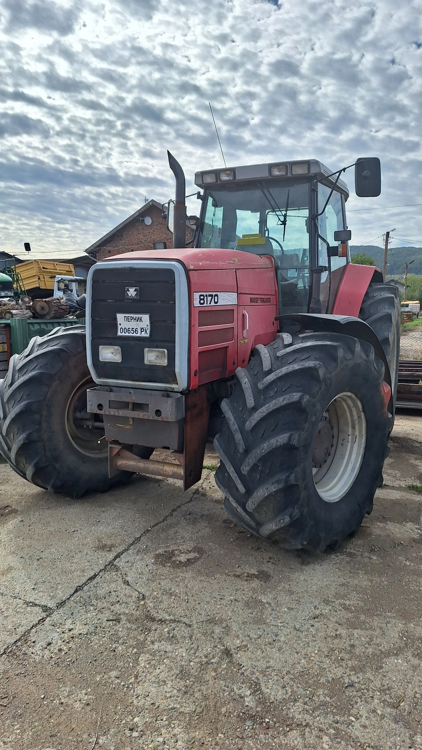 Трактор Massey 8170 - изображение 2