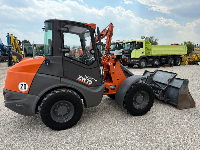 Челен товарач Hitachi ZW 75, снимка 2 - Индустриална техника - 51455041
