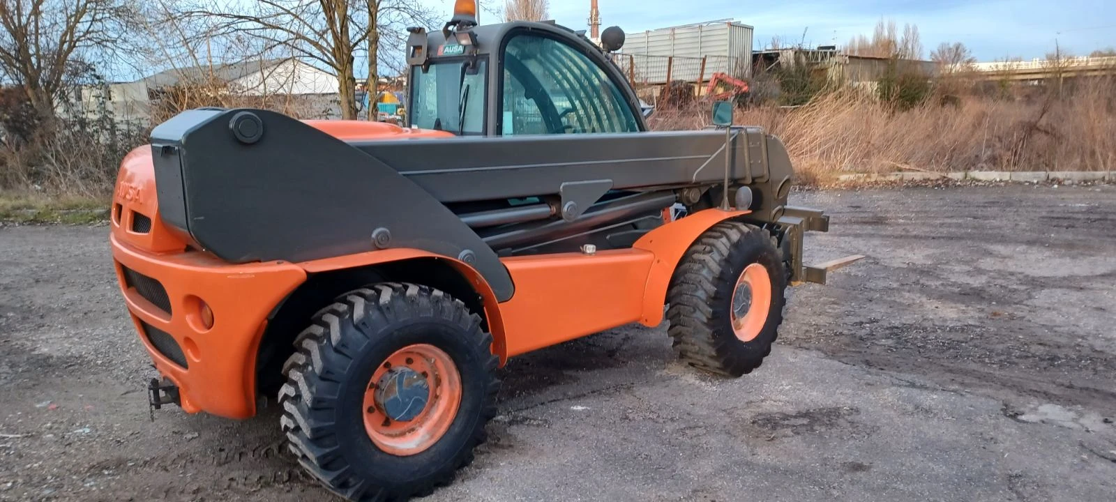 Телескопични товарачи Bobcat AUSA L307H    - изображение 7