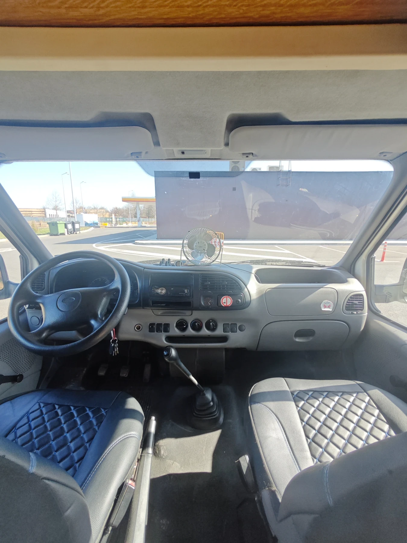 Кемпер Ford Rimor, снимка 4 - Каравани и кемпери - 53838703