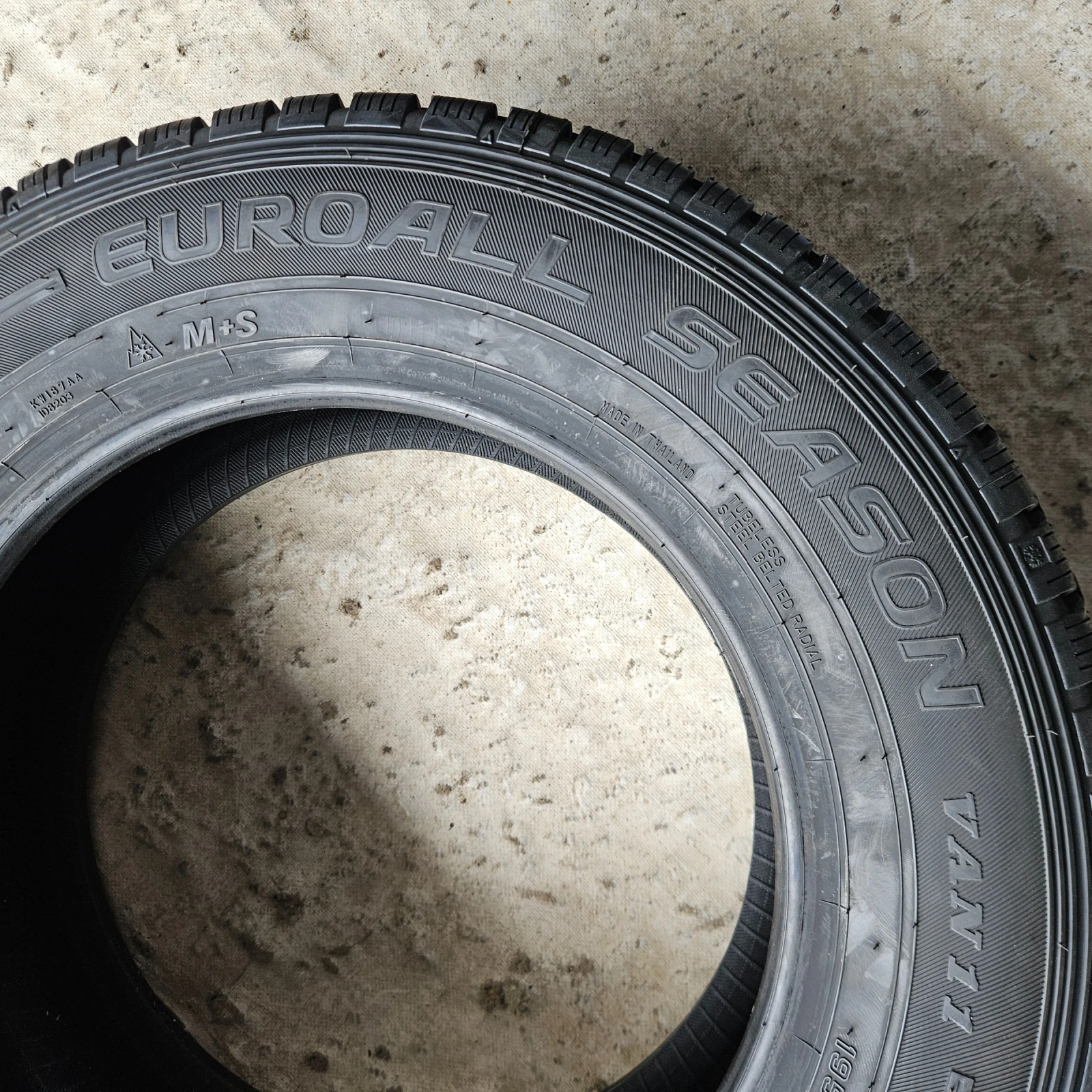 Гуми Всесезонни 195/70R15, снимка 8 - Гуми и джанти - 54771042