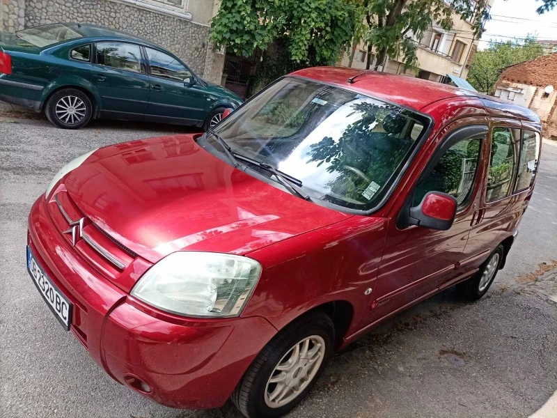 Citroen Berlingo, снимка 2 - Автомобили и джипове - 47342153