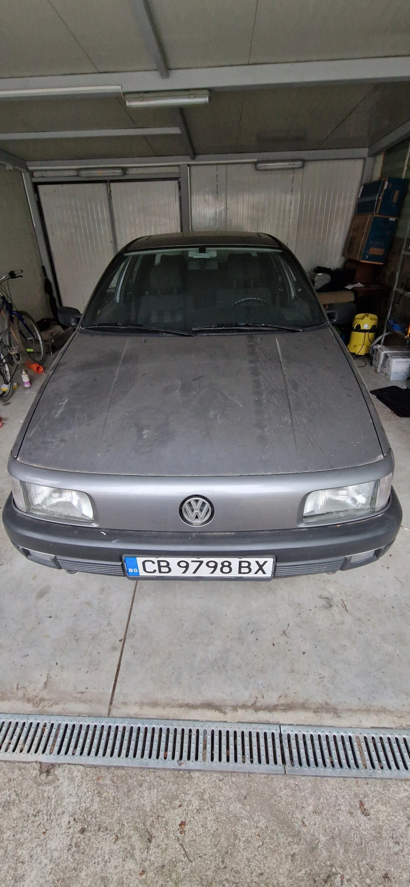 VW Passat  (B3) 1.8 (75 кс), снимка 1 - Автомобили и джипове - 46939307