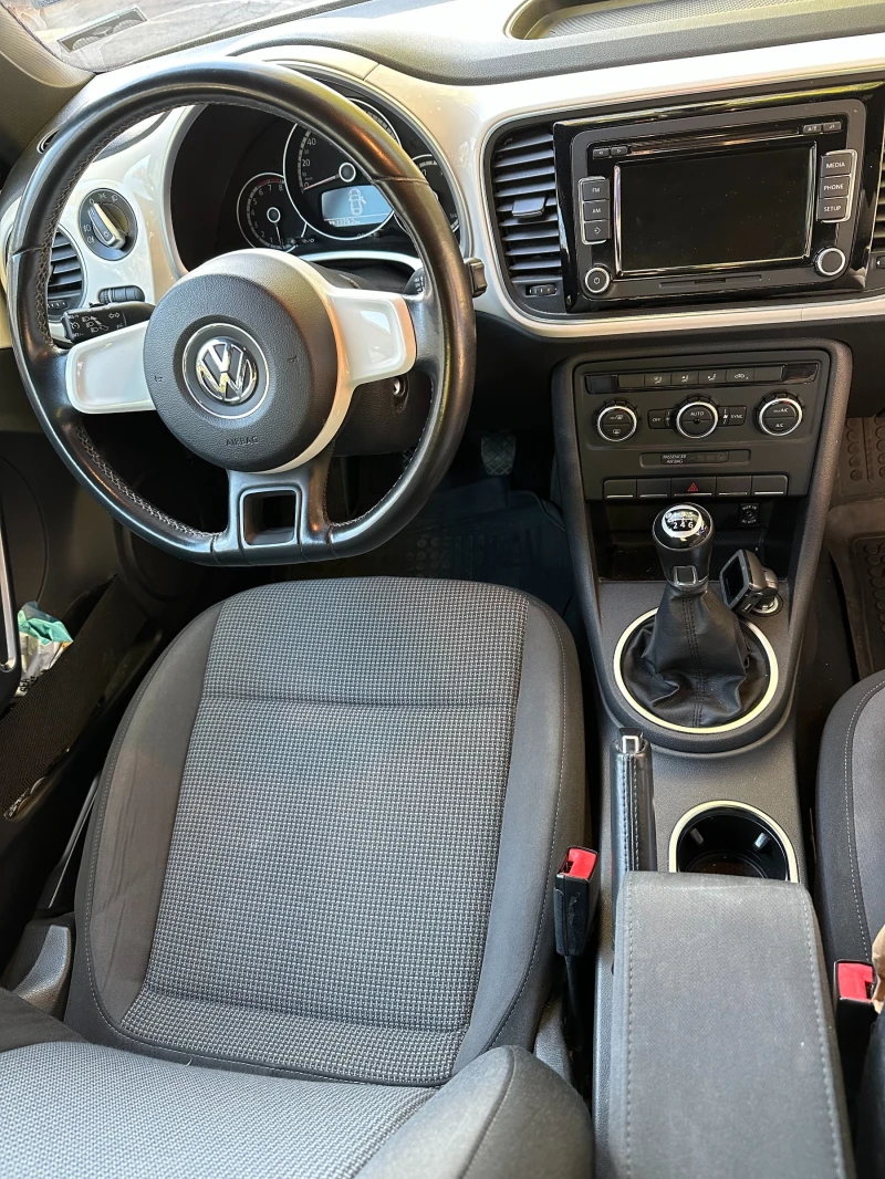 VW New beetle, снимка 10 - Автомобили и джипове - 49500472