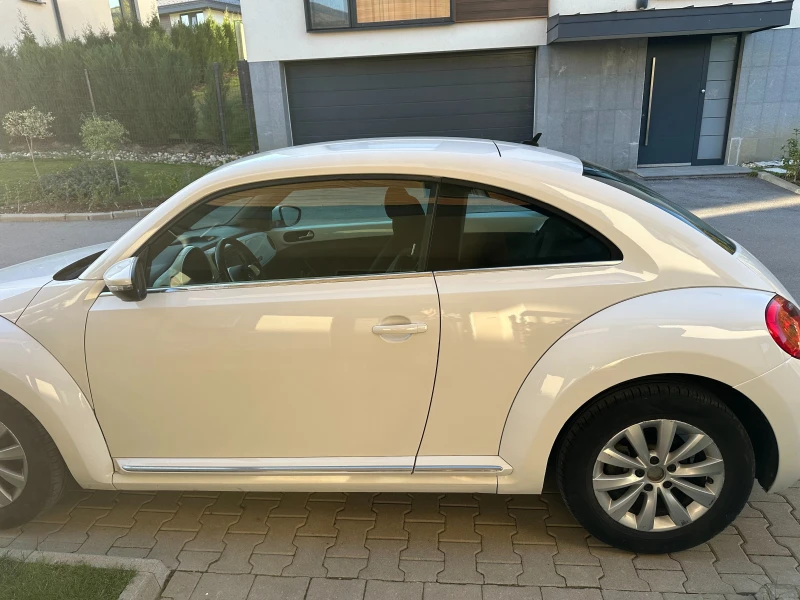 VW New beetle, снимка 4 - Автомобили и джипове - 47705227