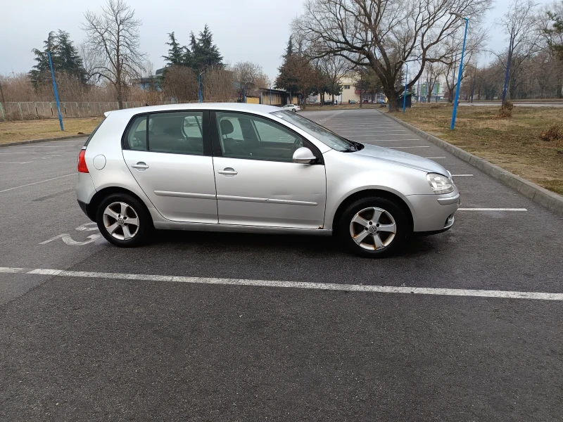 VW Golf, снимка 3 - Автомобили и джипове - 48352678