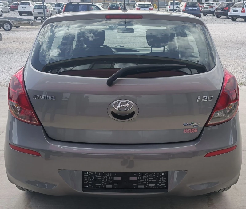 Hyundai I20 Бенз/ГАЗ, снимка 5 - Автомобили и джипове - 49516742