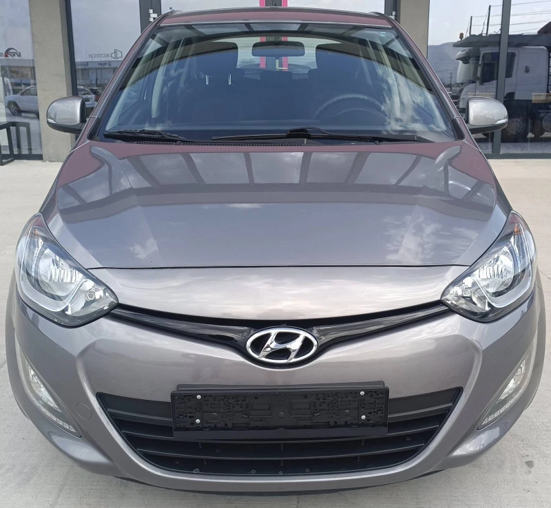 Hyundai I20 Бенз/ГАЗ, снимка 1 - Автомобили и джипове - 49516742