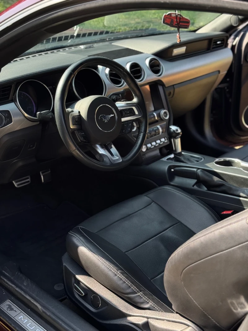 Ford Mustang, снимка 12 - Автомобили и джипове - 50632800