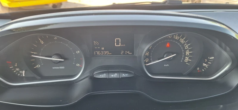Peugeot 2008 1.5HDI, снимка 9 - Автомобили и джипове - 51036628