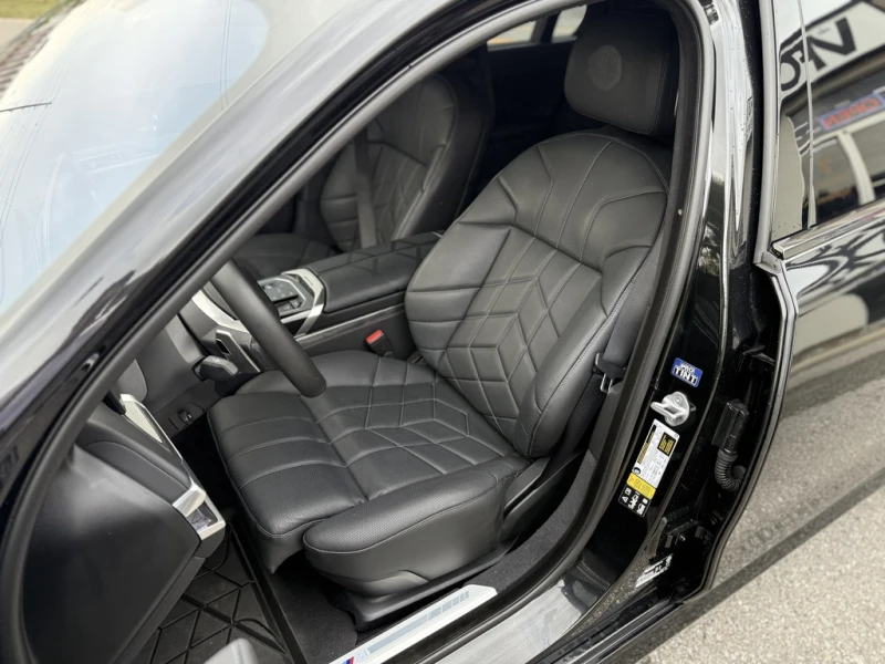 BMW 760 XDRIVE| Bowers & Wilkins| Пано| Щори| Massage, снимка 10 - Автомобили и джипове - 52691581