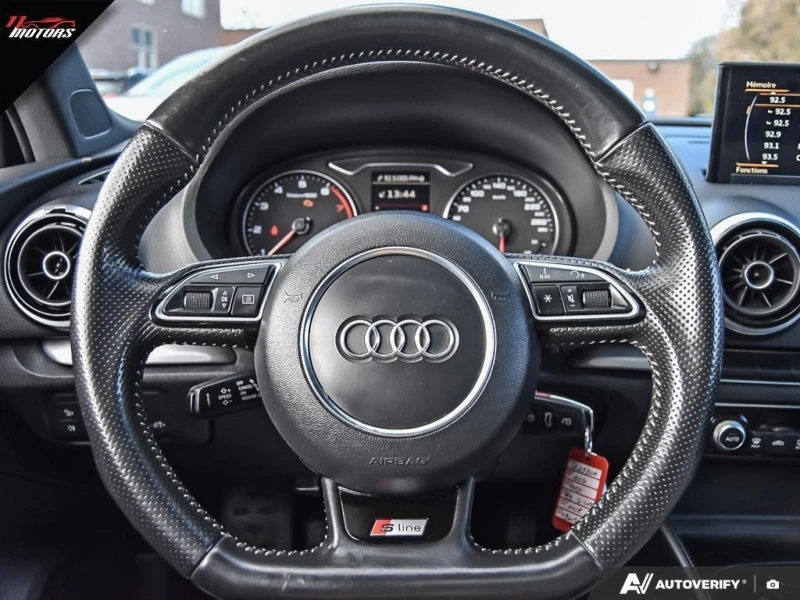 Audi A3 * 4dr Sdn quattro 2.0T Progressiv | NO ACCIDENTS *, снимка 13 - Автомобили и джипове - 52772478