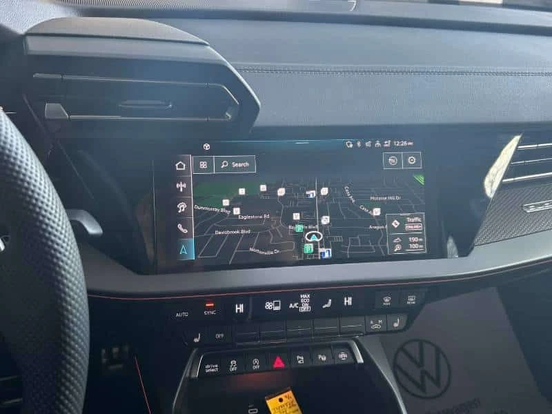 Audi S3 * Technik * BANHG & OLUFSEN* PANO* KEYLESS* , снимка 16 - Автомобили и джипове - 53570898