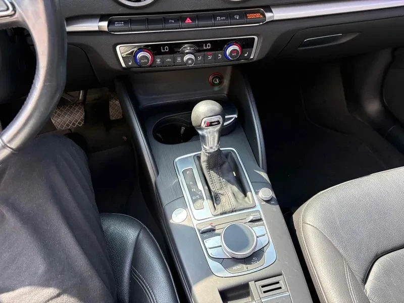 Audi A3 2.0 TDI, снимка 16 - Автомобили и джипове - 54971515
