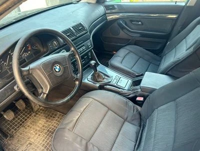 BMW 523 523i с Газ, снимка 5 - Автомобили и джипове - 56090814