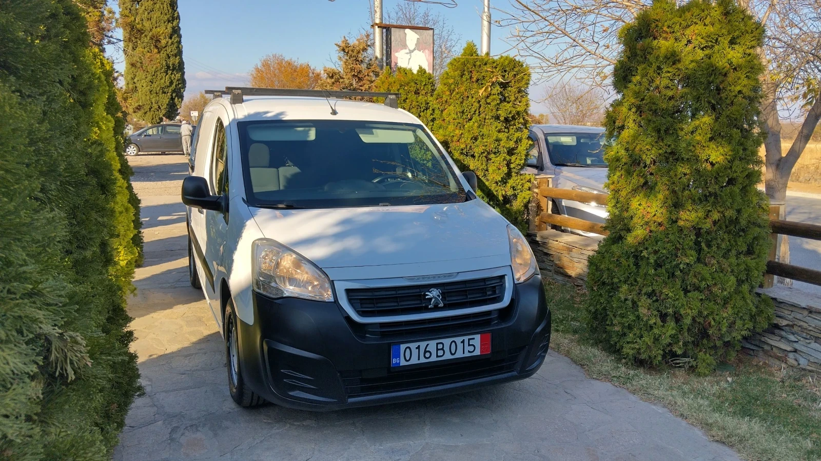 Peugeot Partner 1.6HDi   3-места - изображение 2