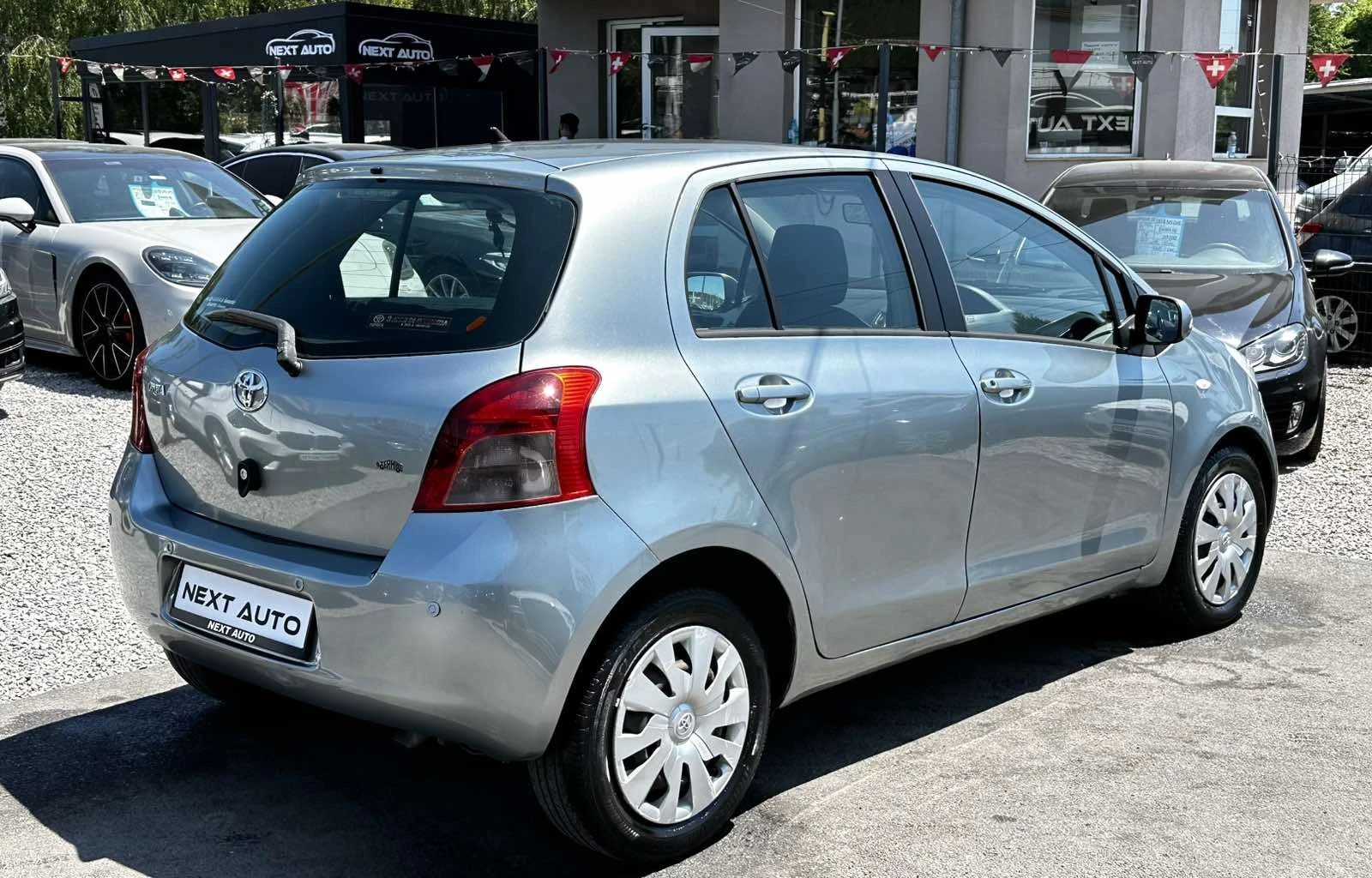 Toyota Yaris 1.3I 87HP 83000 KM AUTOMAT  - изображение 5