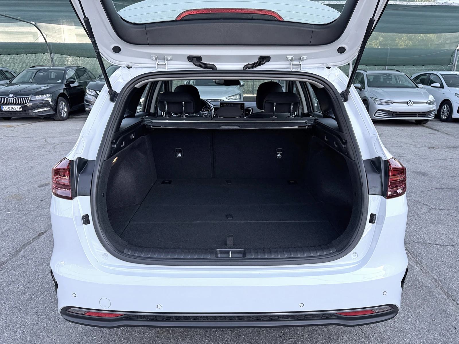 Kia Ceed 1.5 T-GDI | Mobile.bg — изображение 14