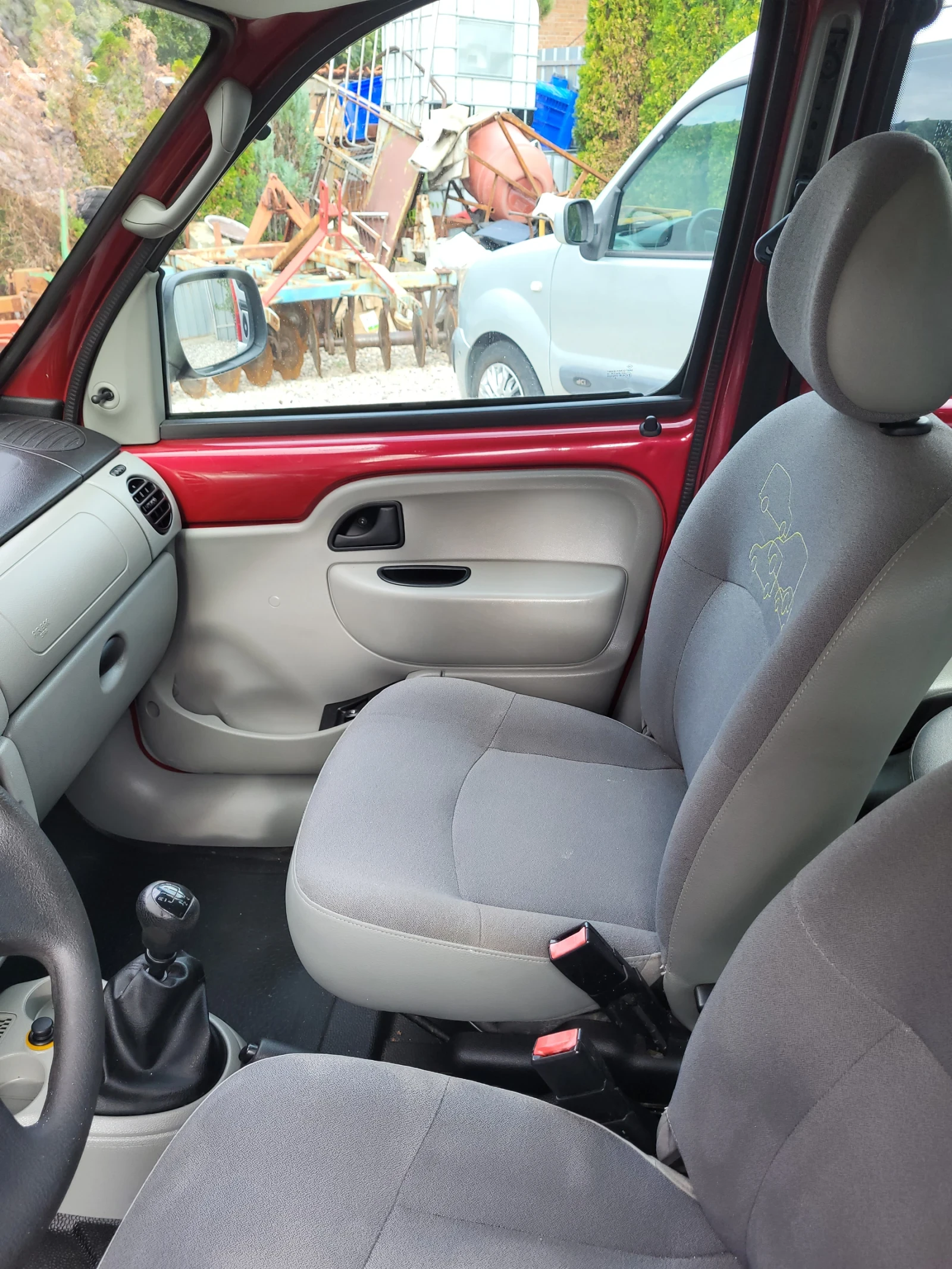 Renault Kangoo 1.2i  | Mobile.bg — изображение 6