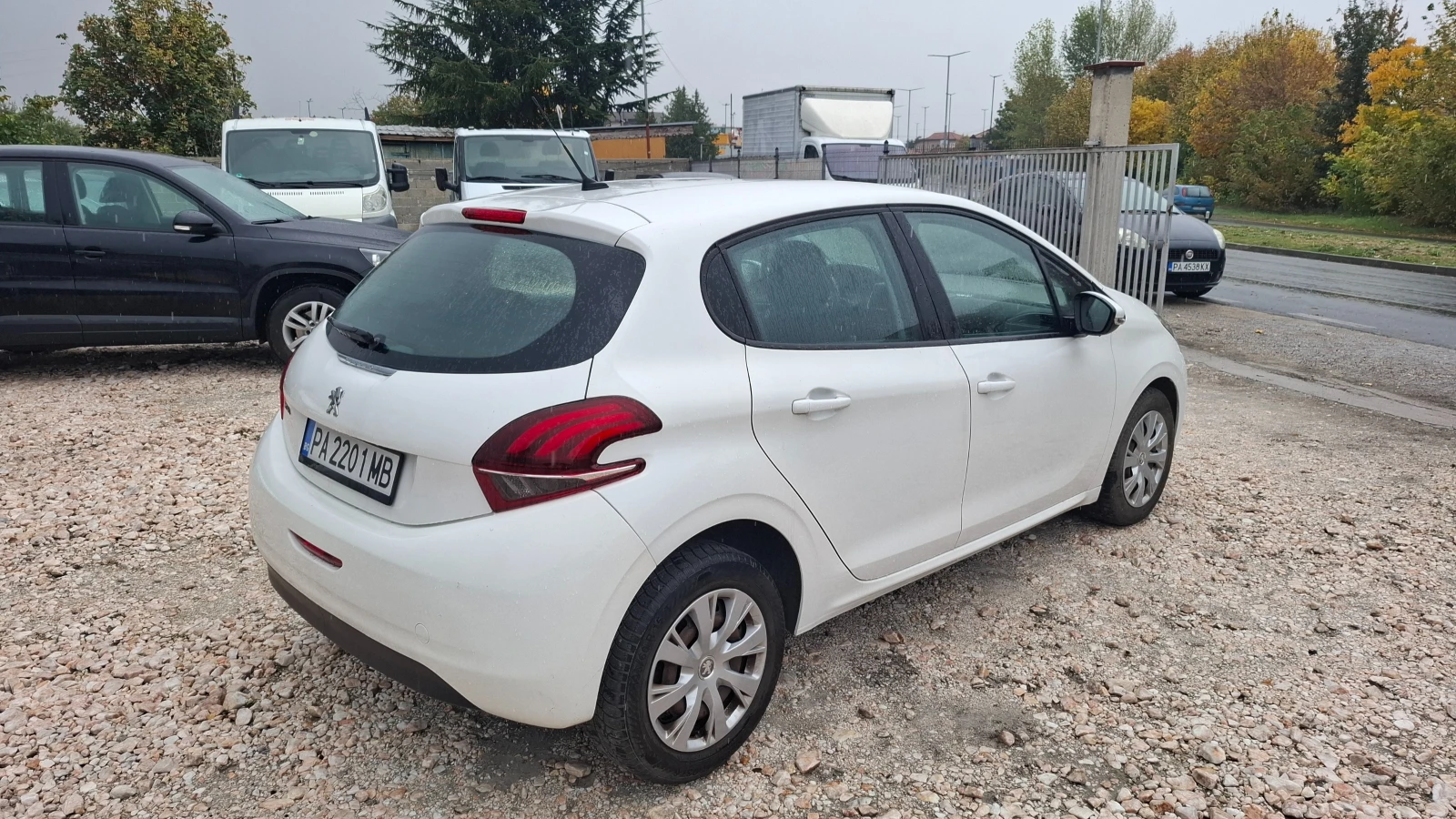 Peugeot 208 1.5 2020 год. | Mobile.bg — изображение 4