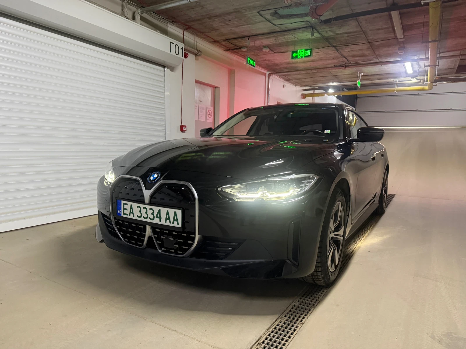 BMW i4 35 | Mobile.bg   8