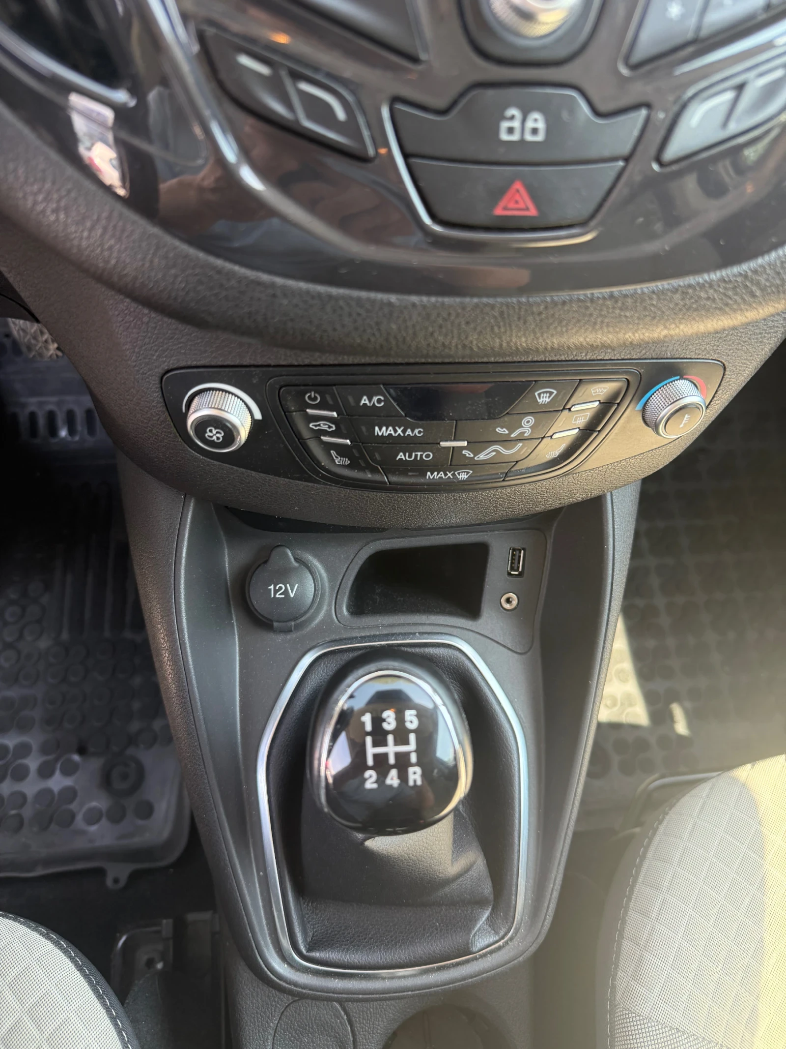 Ford Courier  - изображение 6