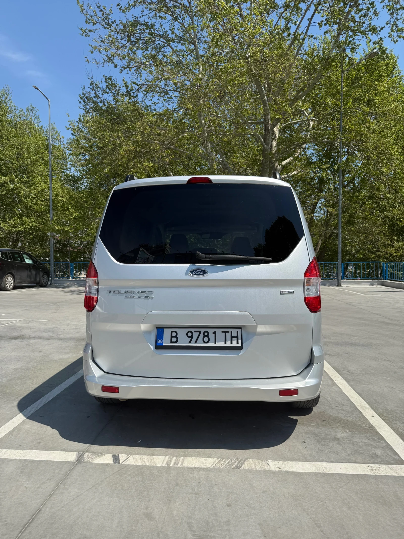 Ford Courier  - изображение 4