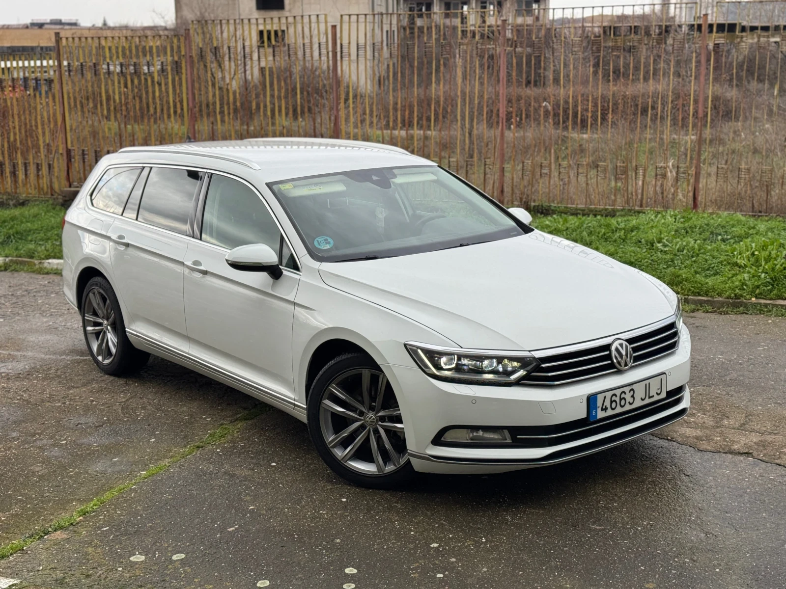 VW Passat 2.0TDI Highline VIRTUAL DISTRONIC | Mobile.bg � ����������� 4