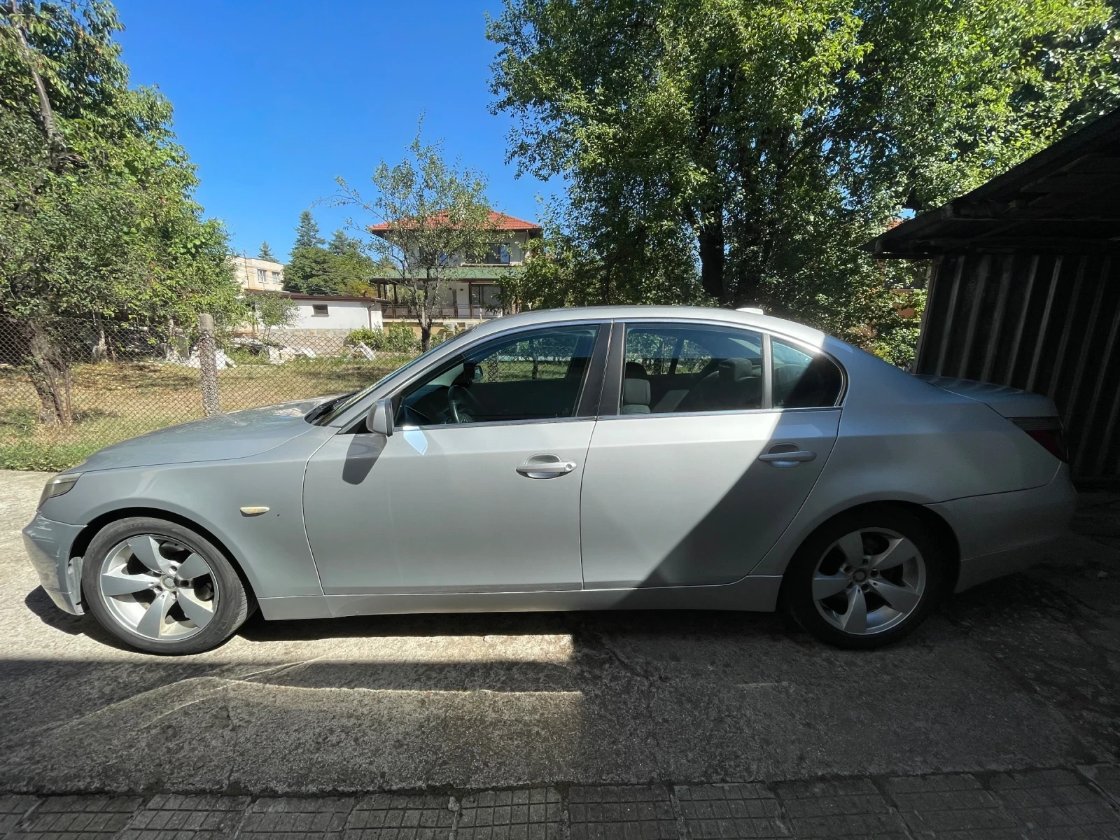 BMW 525 525d 177кс M57, снимка 3 - Автомобили и джипове - 53943863