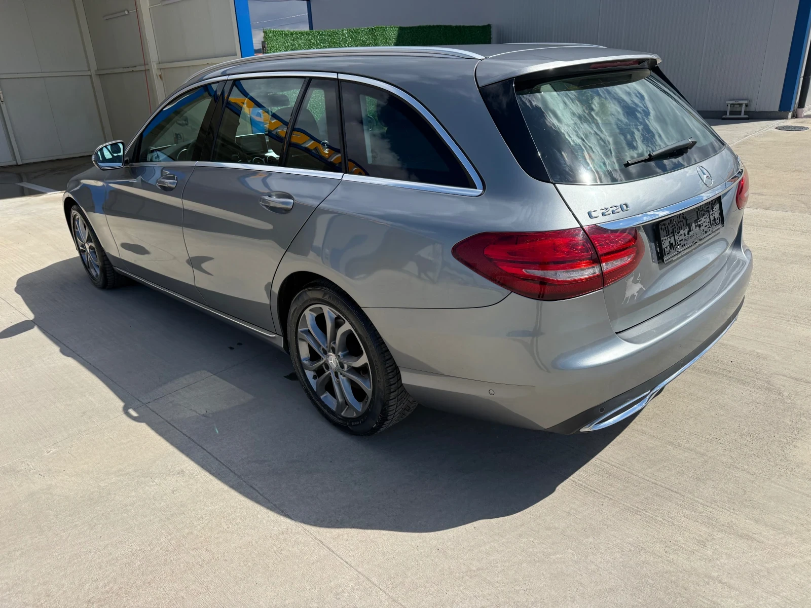 Mercedes-Benz C 220 AMG PACKAGE, снимка 5 - Автомобили и джипове - 54147457
