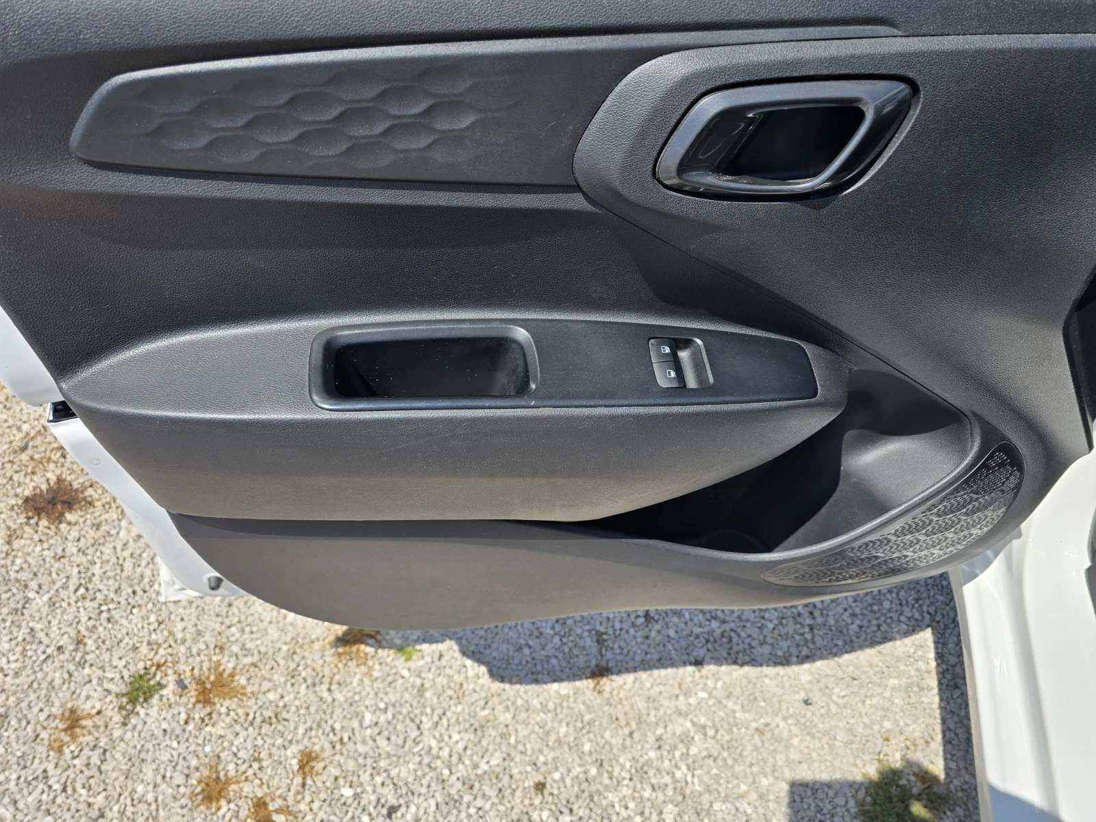 Hyundai I10 1.0 MPi, снимка 10 - Автомобили и джипове - 54792349